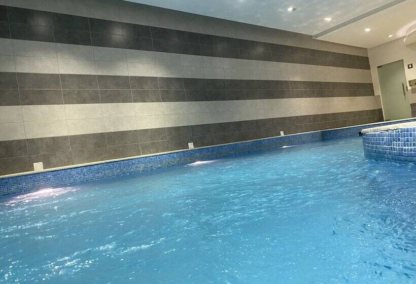 180 Degrees Hotel Almalqa