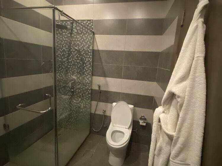 180 Degrees Hotel Almalqa