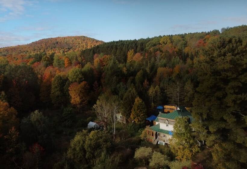 ユースホステル Le Salon Des Inconnus