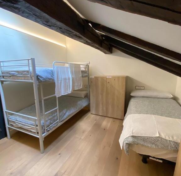 Albergue Turístico De Eugi