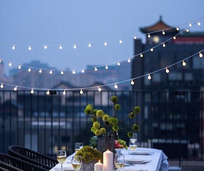 Base Beijing Wangfujing Serviced Apartment