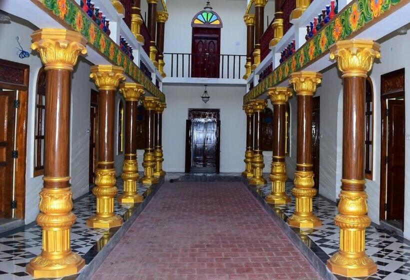Отель Chettinad Manor