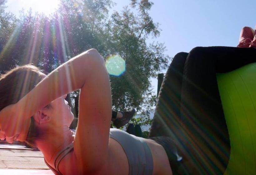 호텔 Cortijo Tayula Centro De Recuperación Y Descanso