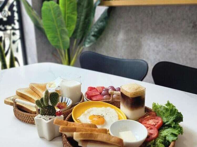 هتل Crescendo Studio & Cafe