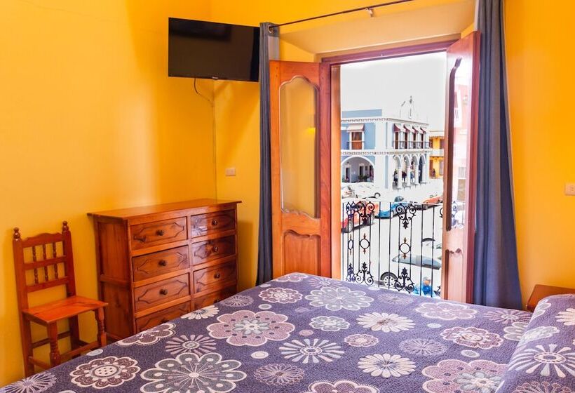 Отель Del Parque Naolinco