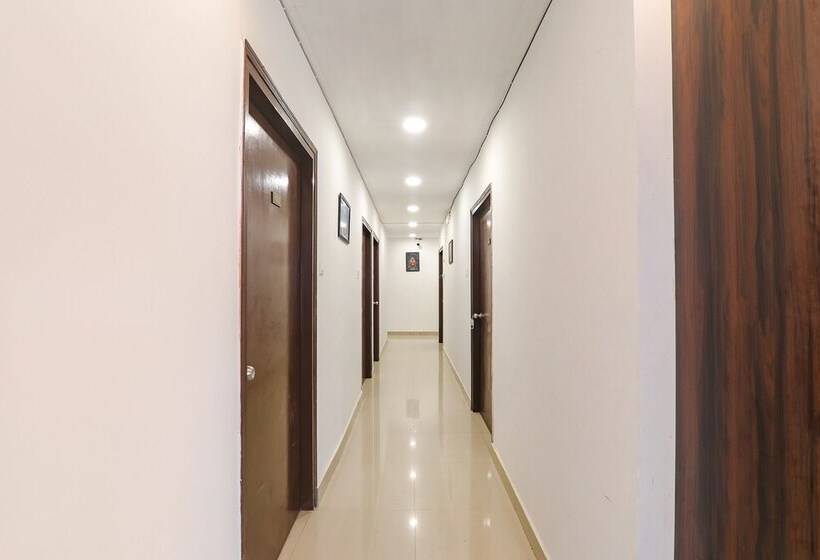 בית מלון כפרי Fabexpress Elite Inn