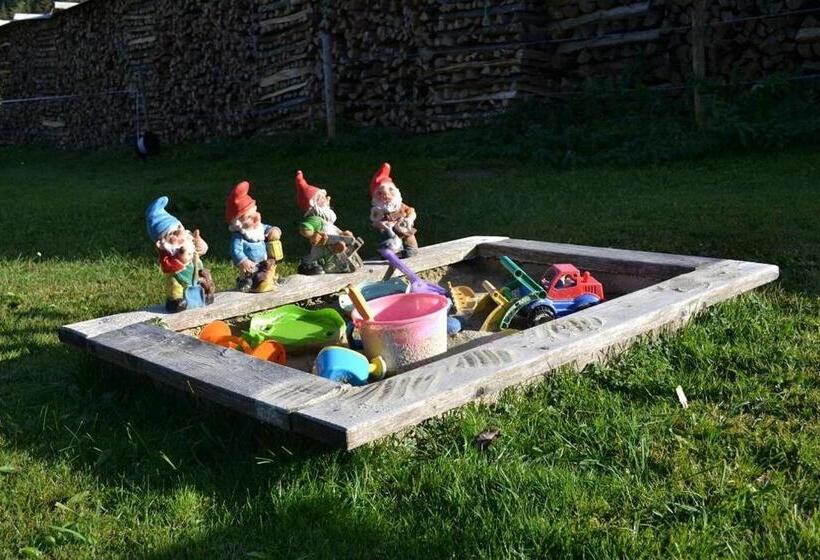 Отель Ferienwohnungen Foidlhof