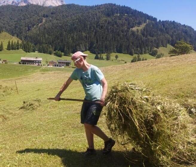 Отель Ferienwohnungen Foidlhof