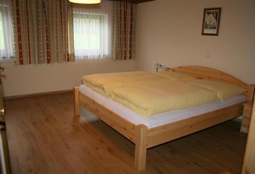 Отель Ferienwohnungen Foidlhof