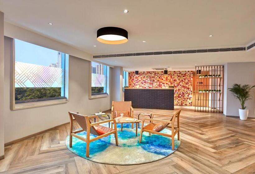 ホテル Ginger Noida Sector 133