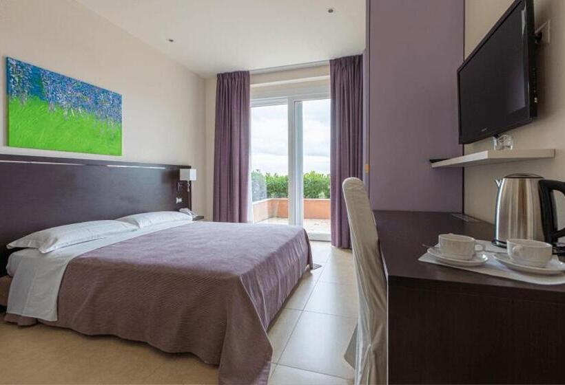 فندق Villa Garulli