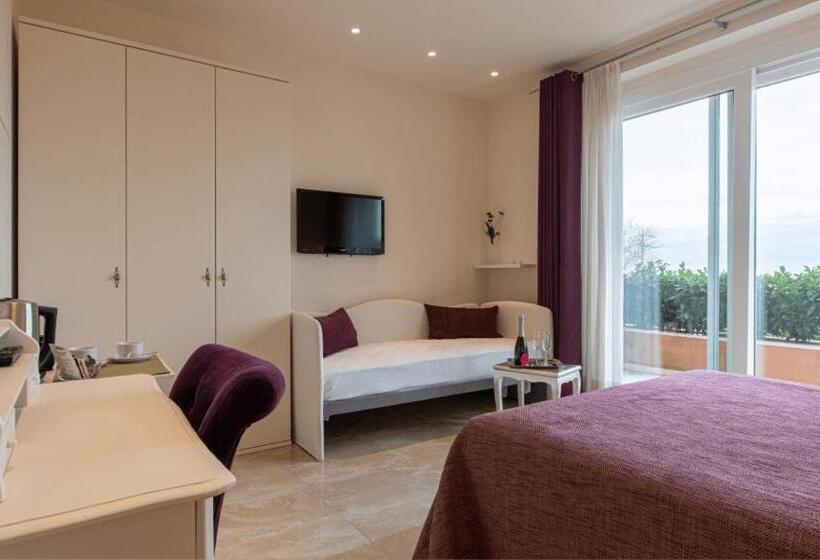 فندق Villa Garulli