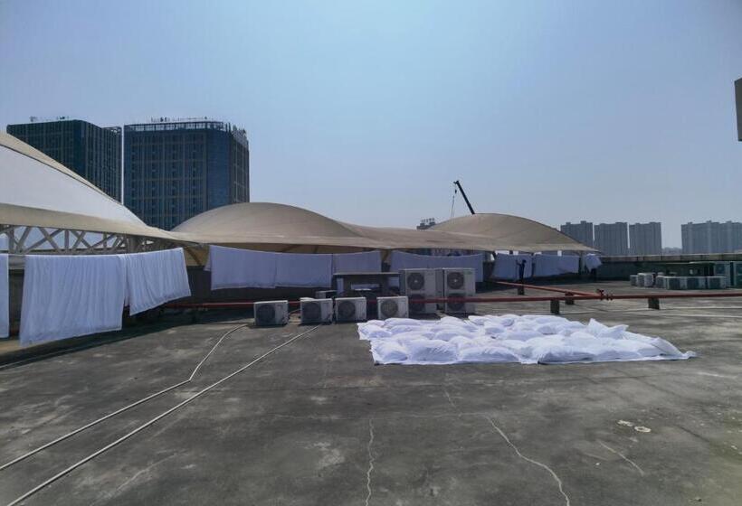 Morning Hotel, Fengcheng High  Speed Railway Station