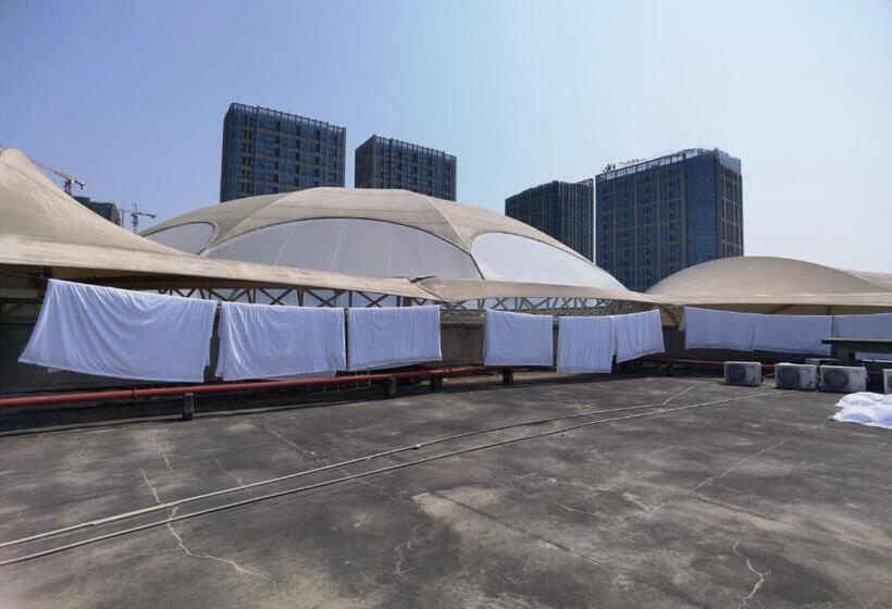 Morning Hotel, Fengcheng High  Speed Railway Station