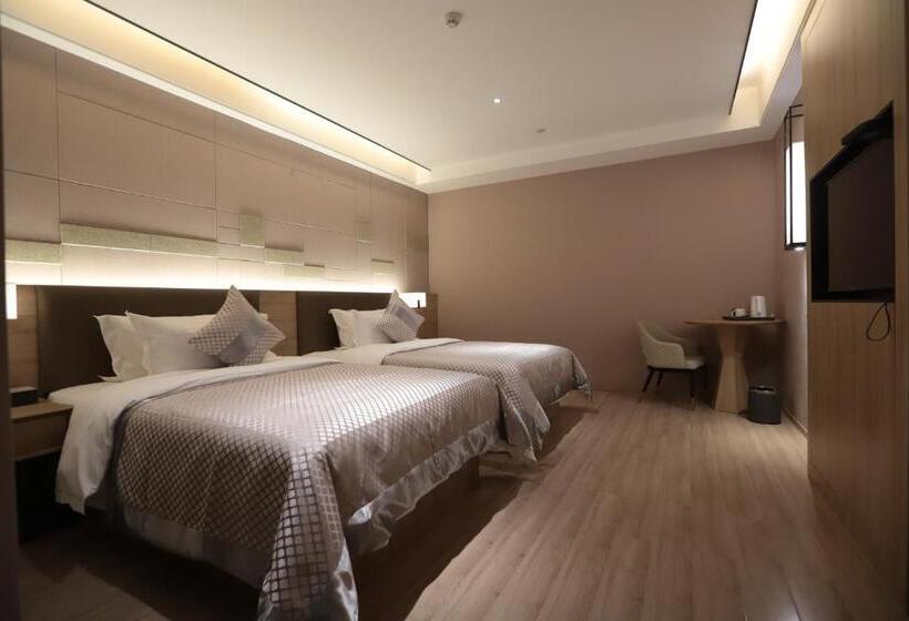 Morning Hotel, Fengcheng High  Speed Railway Station