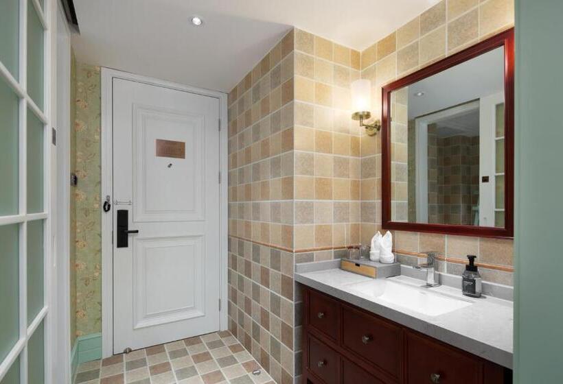 Morning Hotel, Fengcheng High  Speed Railway Station