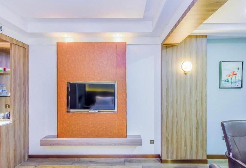 Oasis Hotel, Changsha Auto West Station Business School