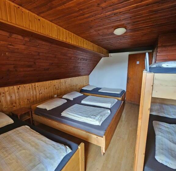 پانسیون Ruška Koča