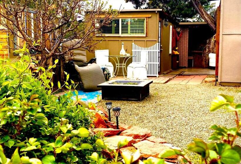 پانسیون Sedona Camp Tiny House