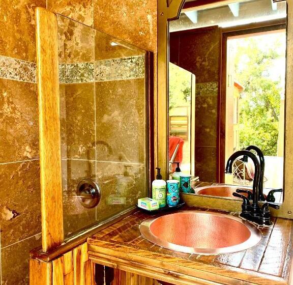 پانسیون Sedona Camp Tiny House