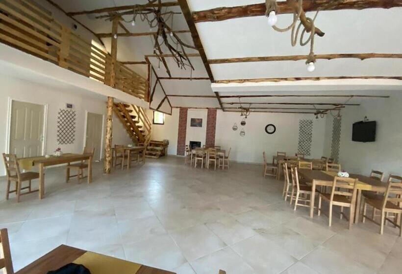 Pensiunea La Popa’s