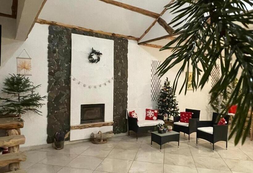 Pensiunea La Popa’s