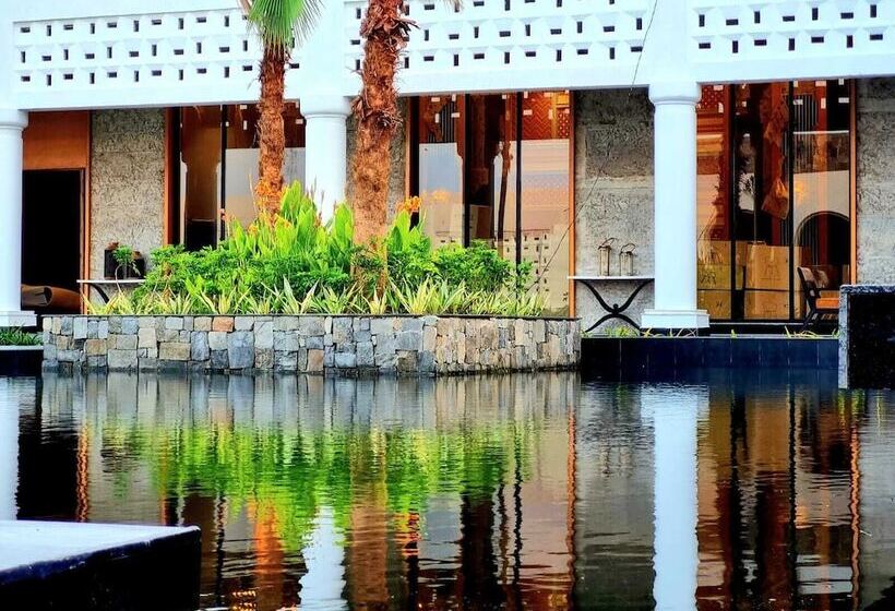 Pramod Lands End Resort, A Member Of Radisson Individuals