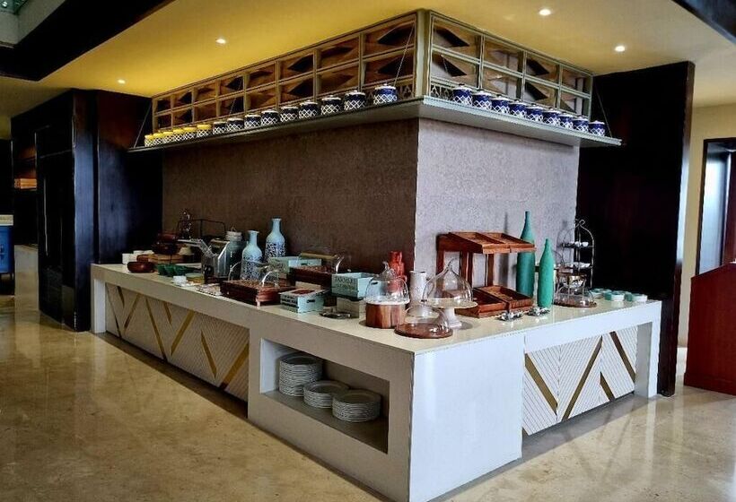 Pramod Lands End Resort, A Member Of Radisson Individuals