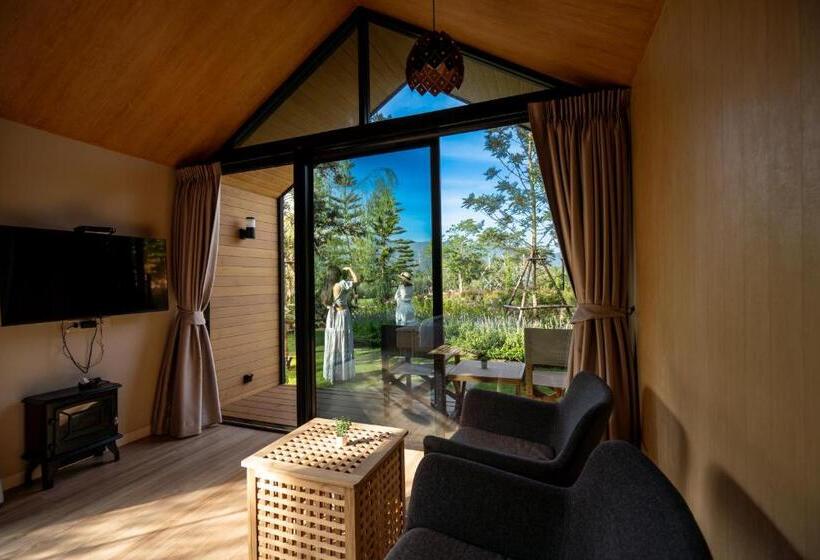 استراحتگاه Thara Dara Khaoyai