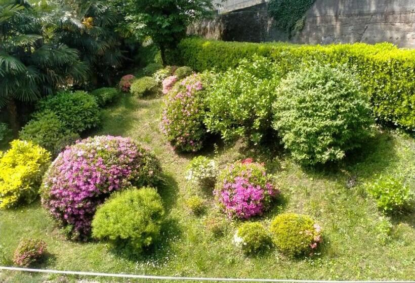 Sul Lungo Lago Da Tatiana B&b