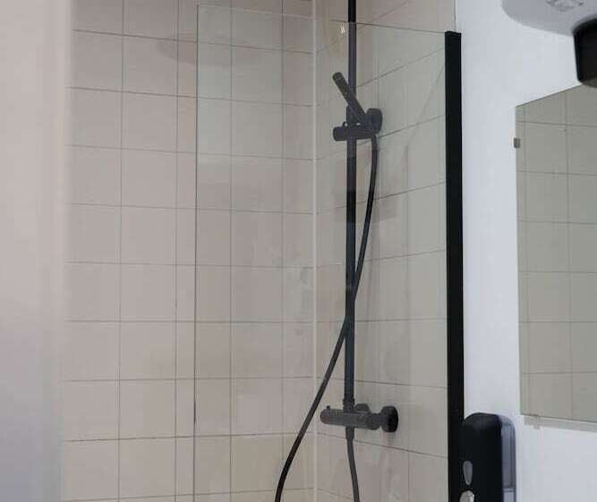 Urban Hotel The Golden Stork