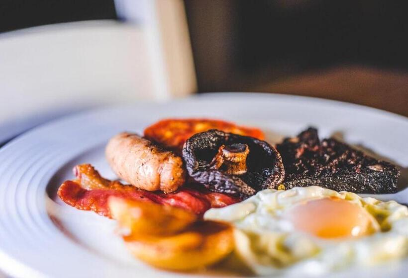 Общежитие The Selsey Arms