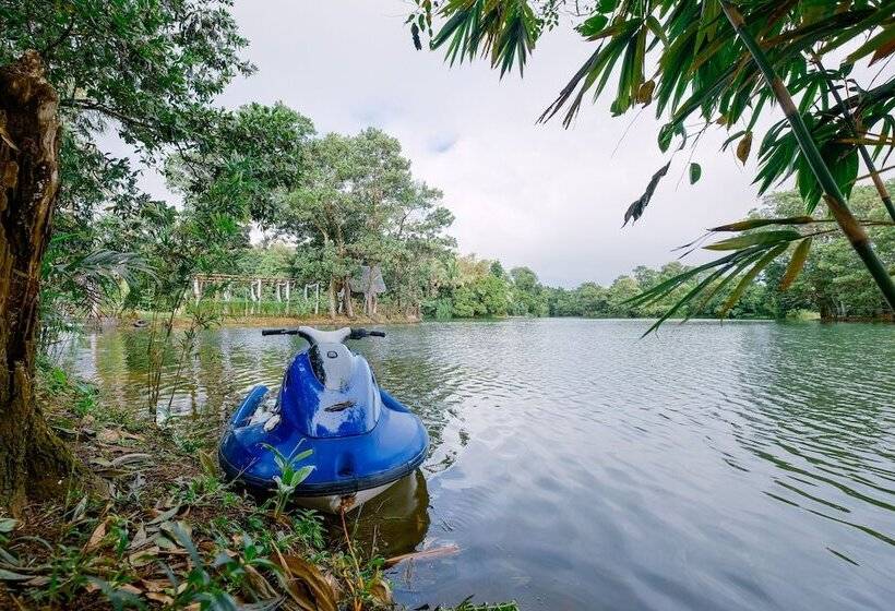 Almost Heaven Lake Resort By Cocotel