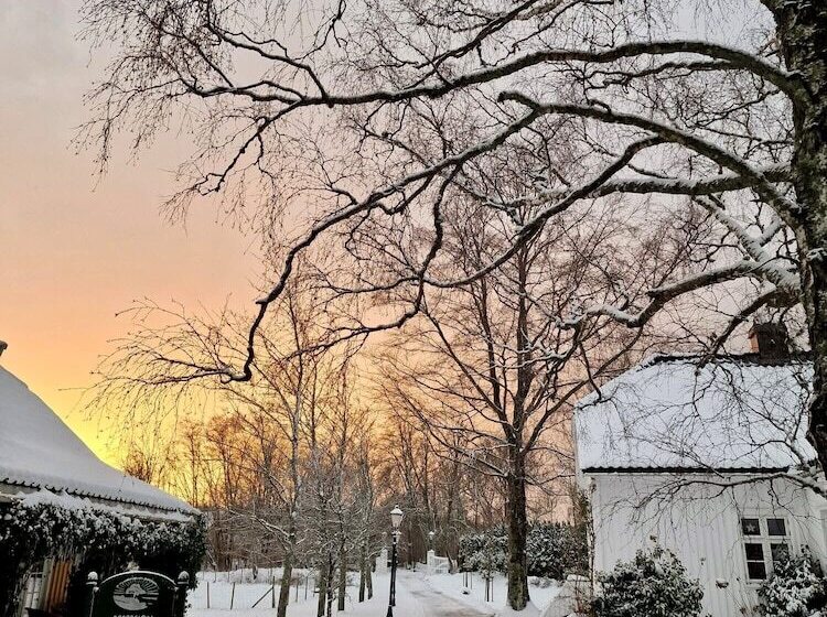 Engø Gård Hotel & Restaurant