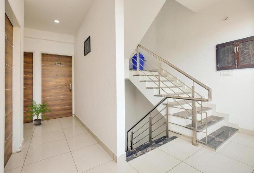 Flagship Hotel Cozy Comfort