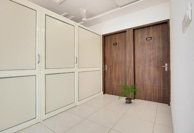 Flagship Hotel Cozy Comfort