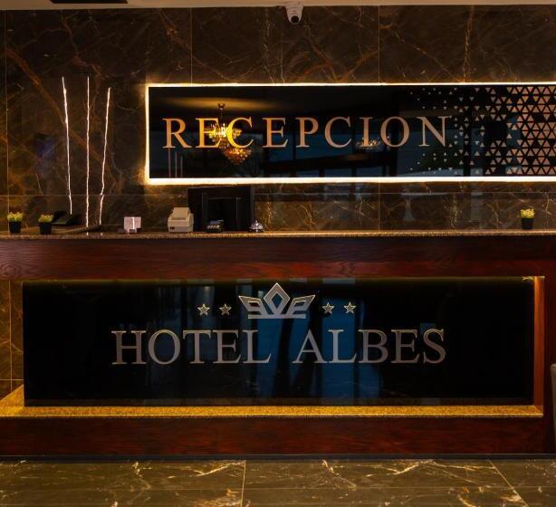 هتل Albes