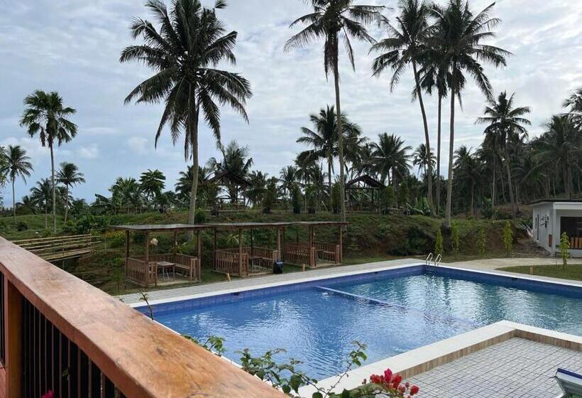 هتل Cocoland Farm Resort