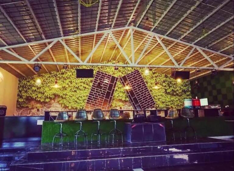 בית מלון כפרי Green Valley Resort