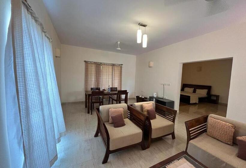 בית מלון כפרי Olive Farm @ Embassy International Riding School