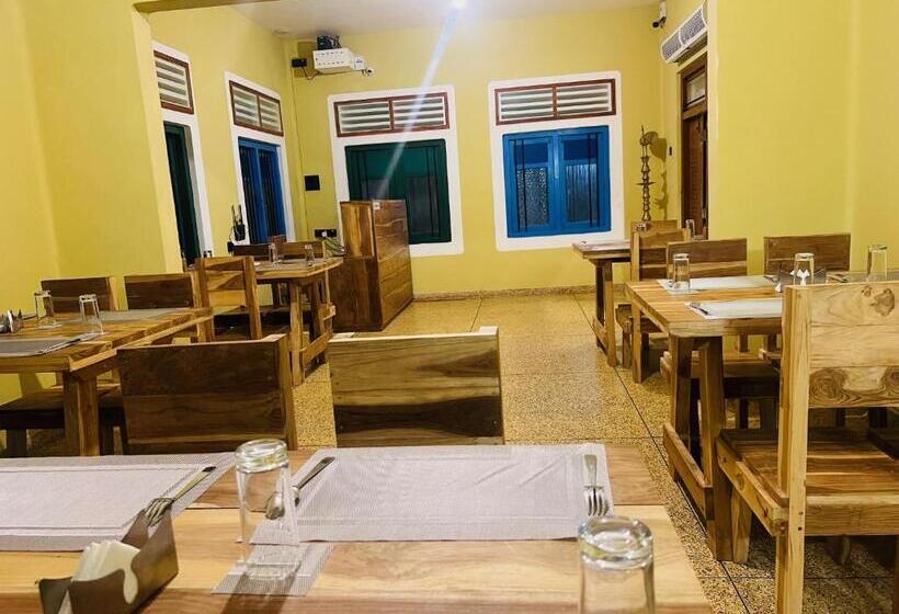 Sp Tourist Hotel Jaffna