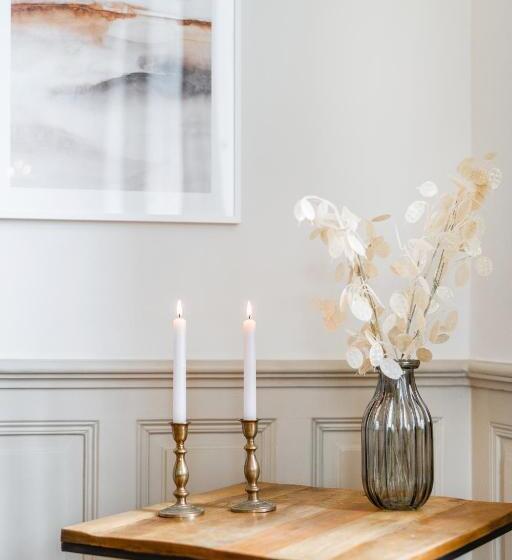 ホテル Zámek Dobřenice