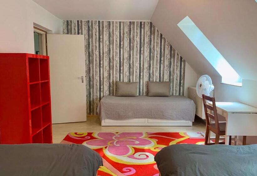 Пансион Wohnen Am Wasserschloss Sandizell