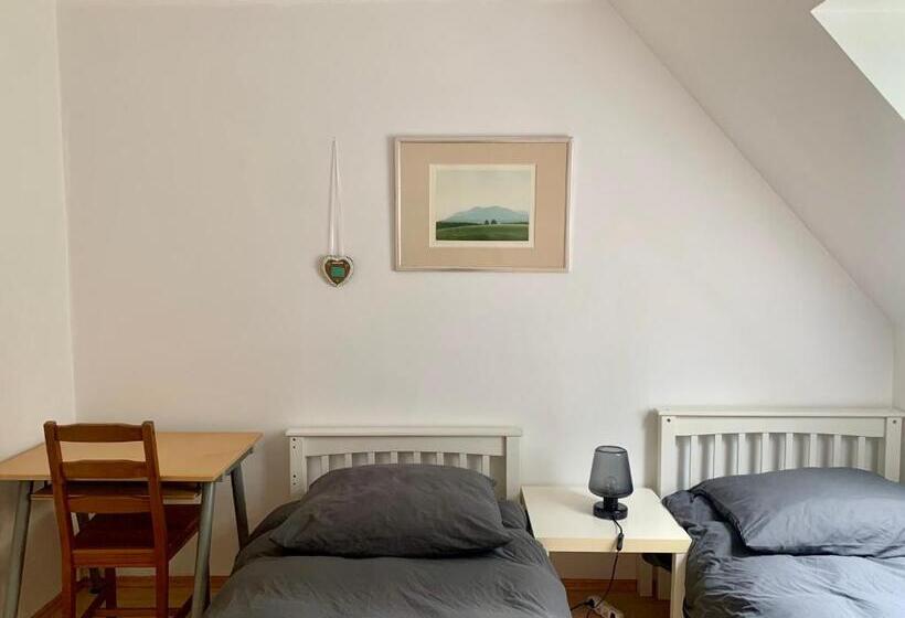 Пансион Wohnen Am Wasserschloss Sandizell