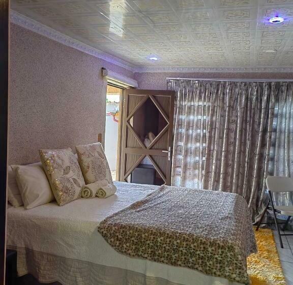 Regyana Bed And Breakfast