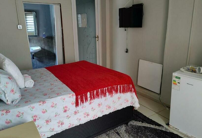 Regyana Bed And Breakfast