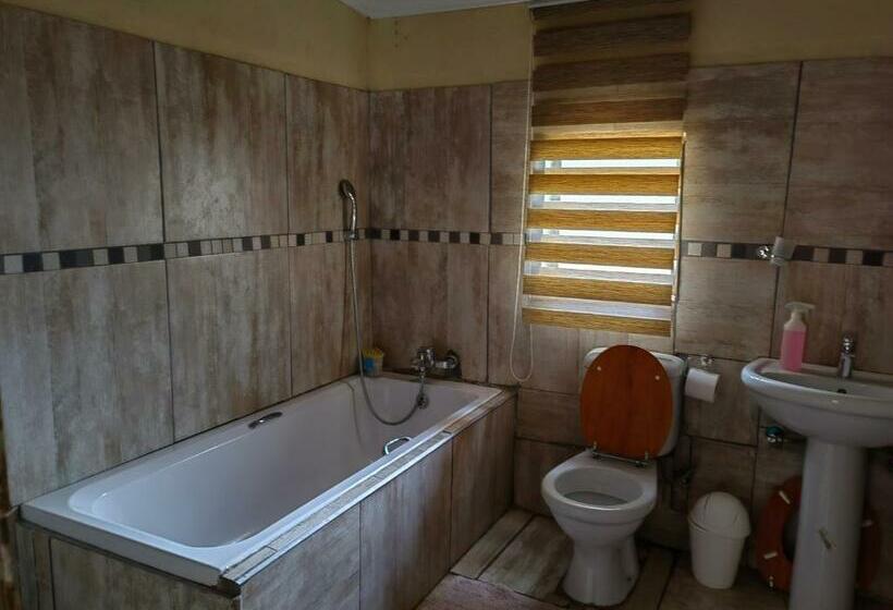 Regyana Bed And Breakfast