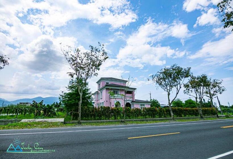 獨棟別墅 私人花園 桐話親子民宿 Tonghua B&b