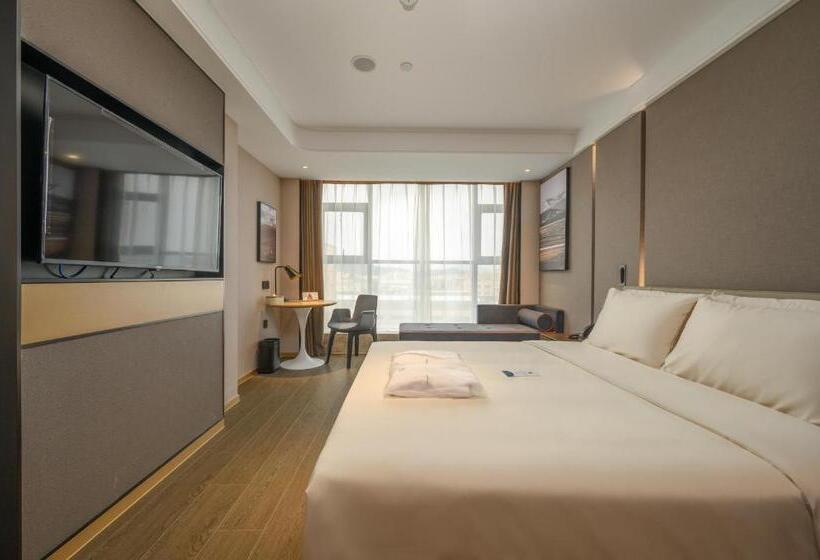 Atour Hotel Dongguan Songhan Lake