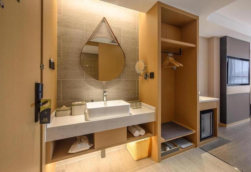 Atour Hotel Dongguan Songhan Lake